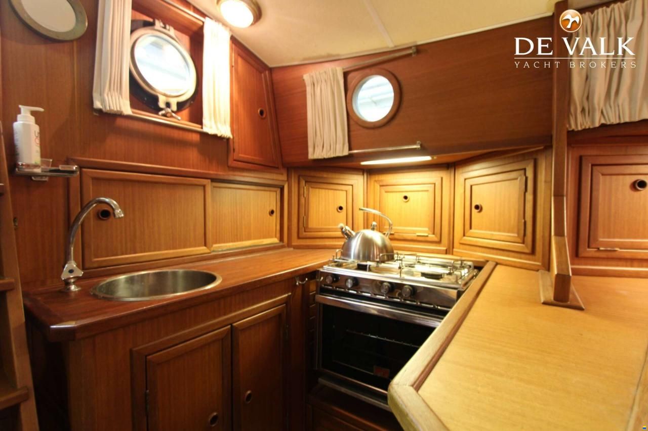 Danish Rose 31