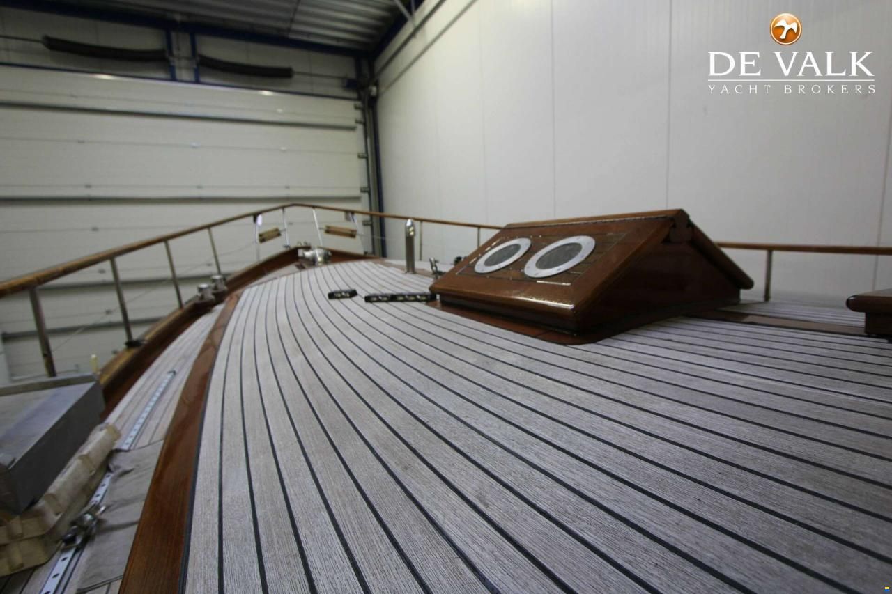 Danish Rose 31