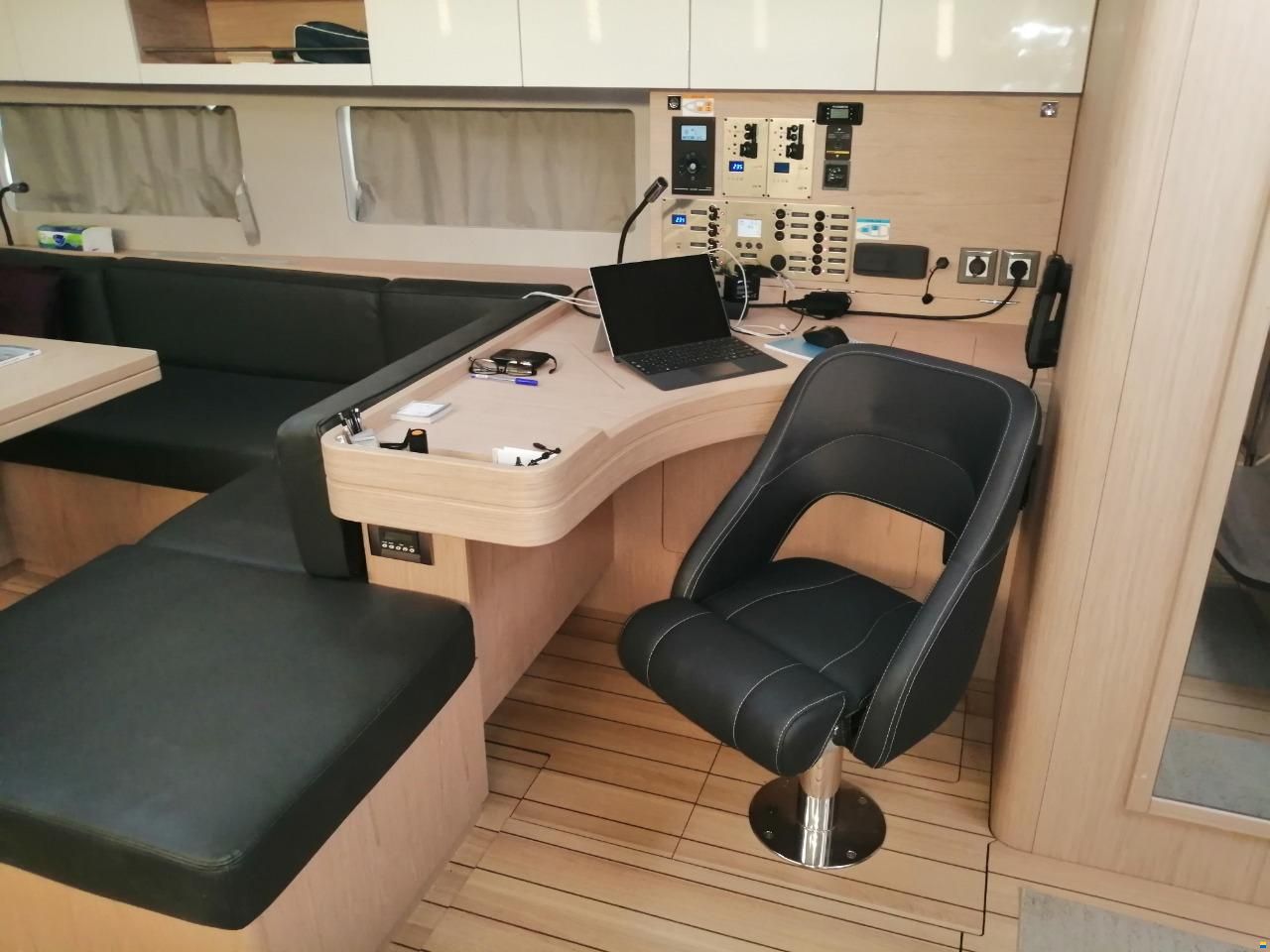 Beneteau Oceanis 55.1