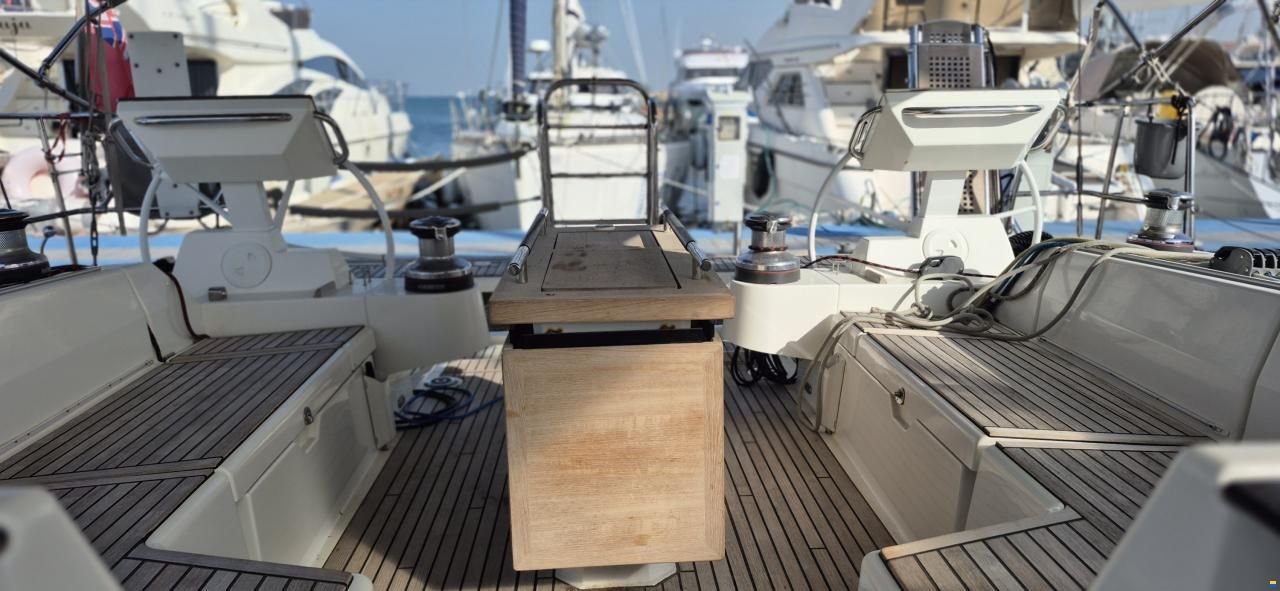 Beneteau Oceanis 55.1