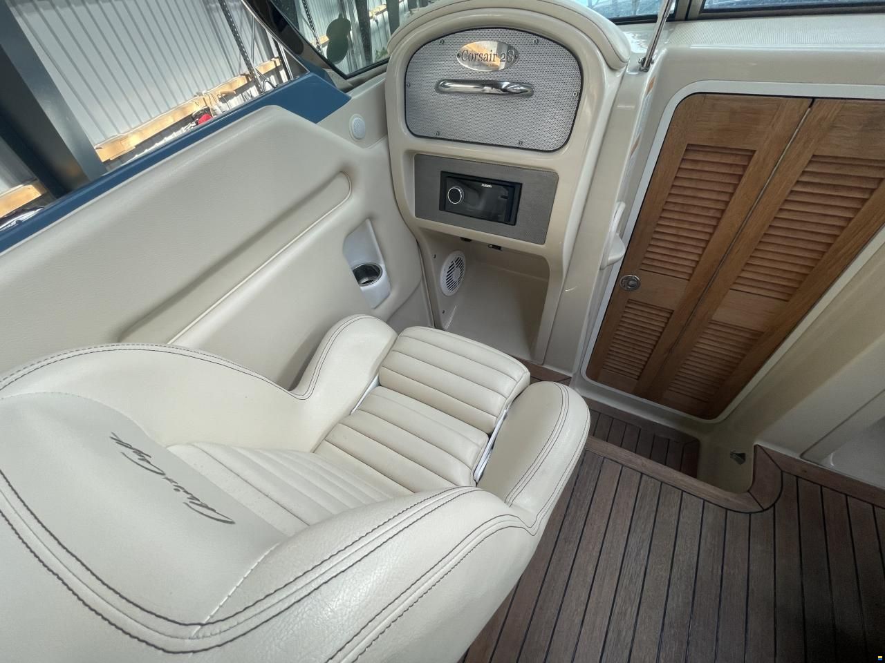 Chris Craft Corsair 28