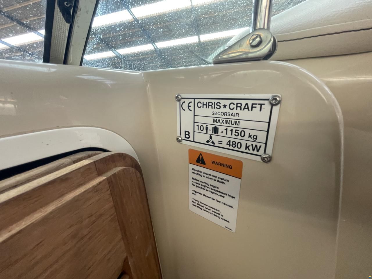 Chris Craft Corsair 28