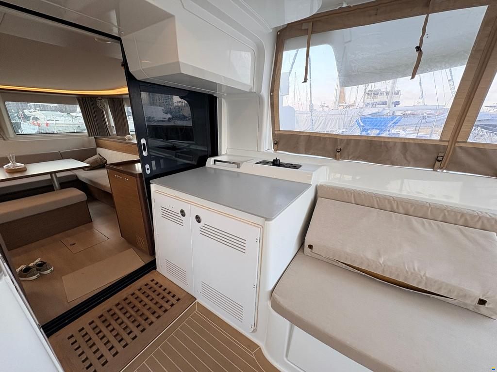 Lagoon 46