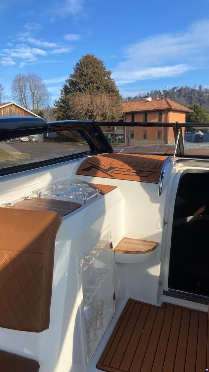 NX Boats 290 Grand Style