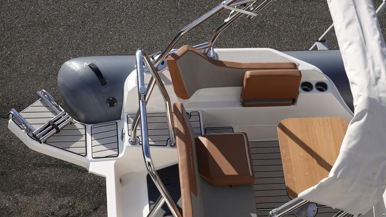 Zodiac Medline 6.8 Neo