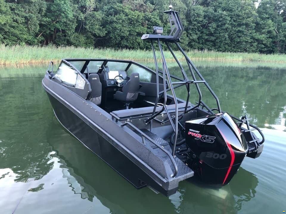 UMS 805 DC Travel