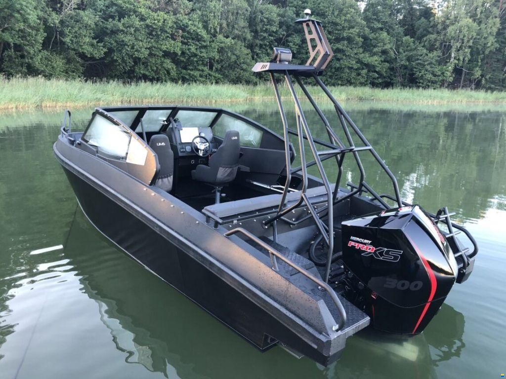 UMS 805 DC Travel