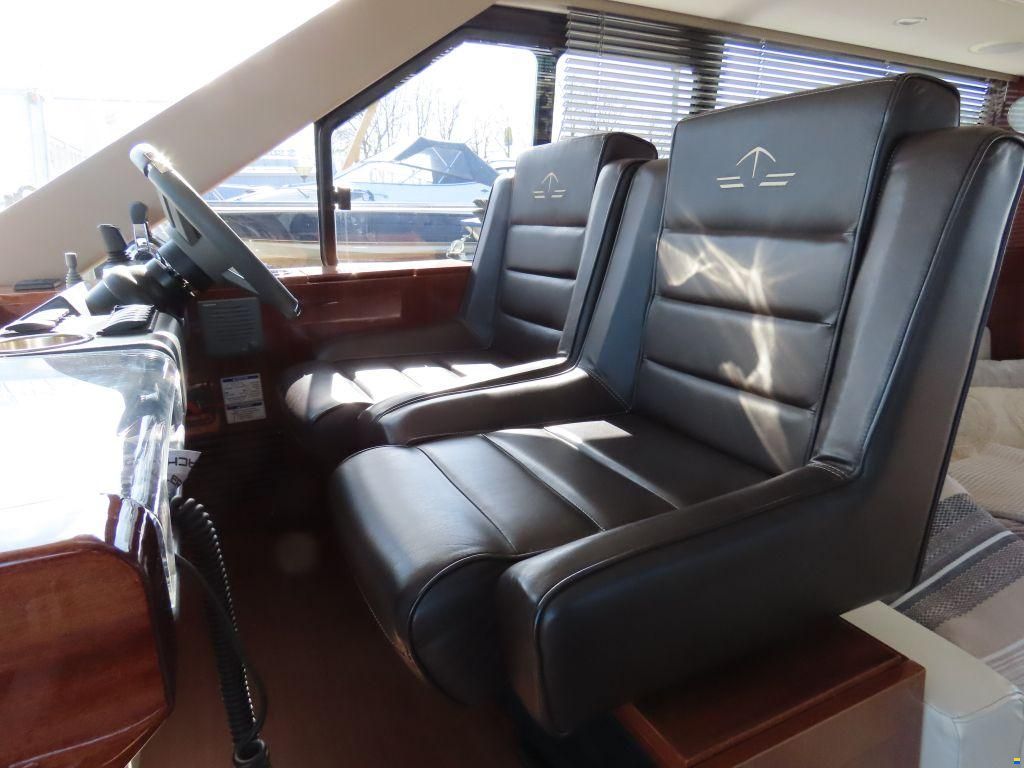Sealine F42
