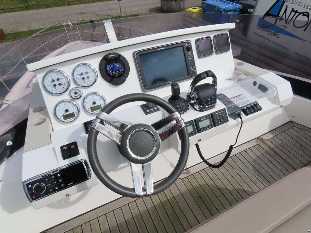 Sealine F42