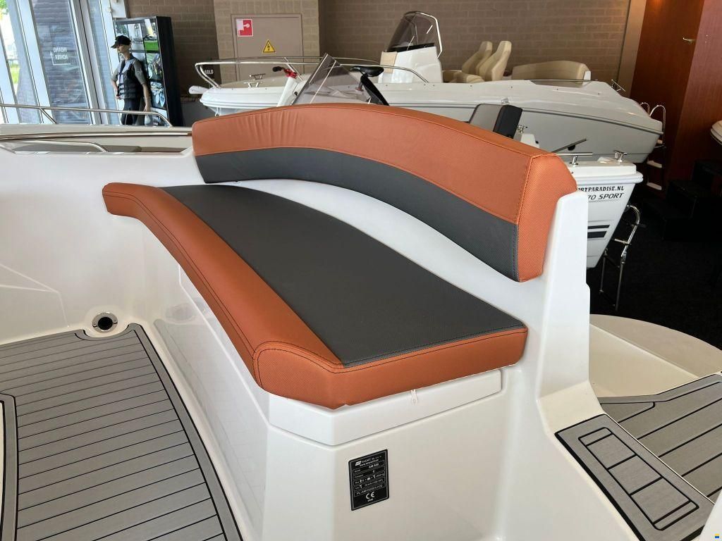 AM Yacht 520 Open