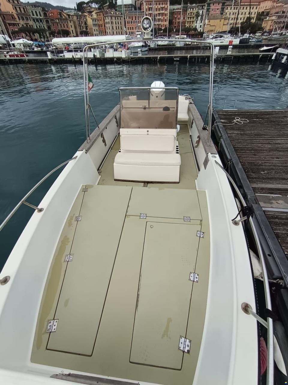 Robalo 2520