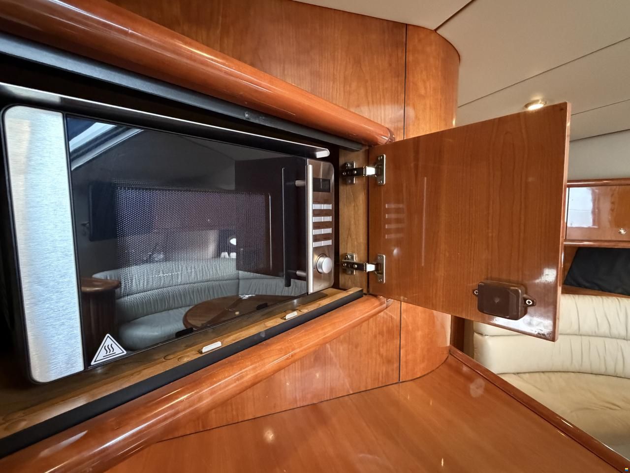 Sunseeker Camargue 44