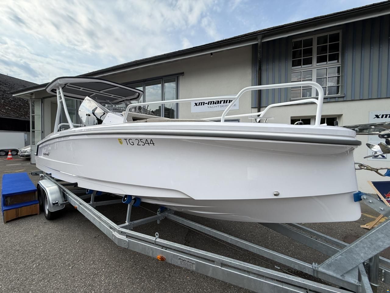 Axopar 25 Cross Top