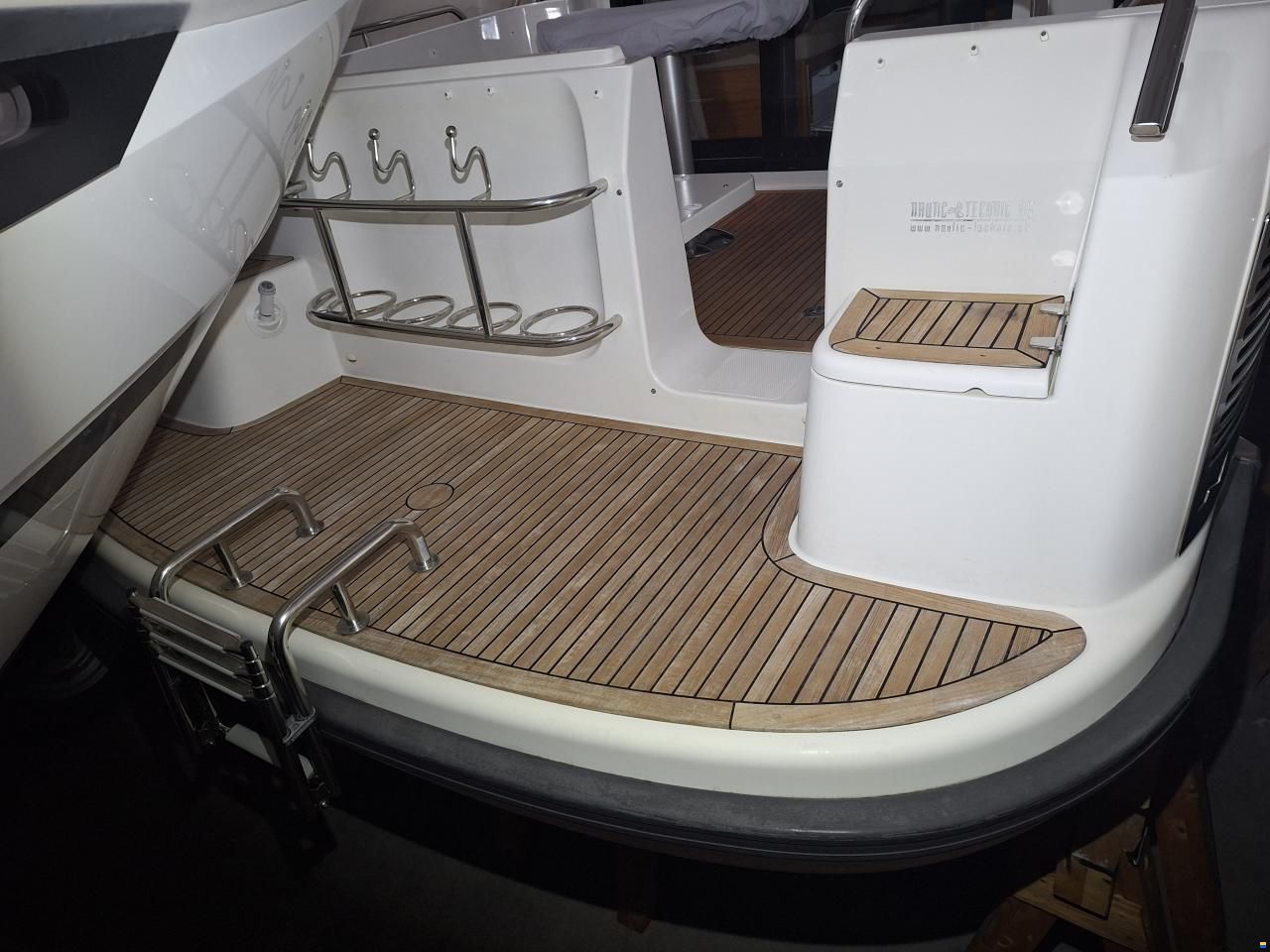 Nimbus 305 Coup&eacute;