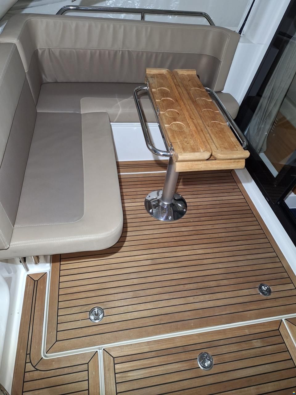 Nimbus 305 Coup&eacute;