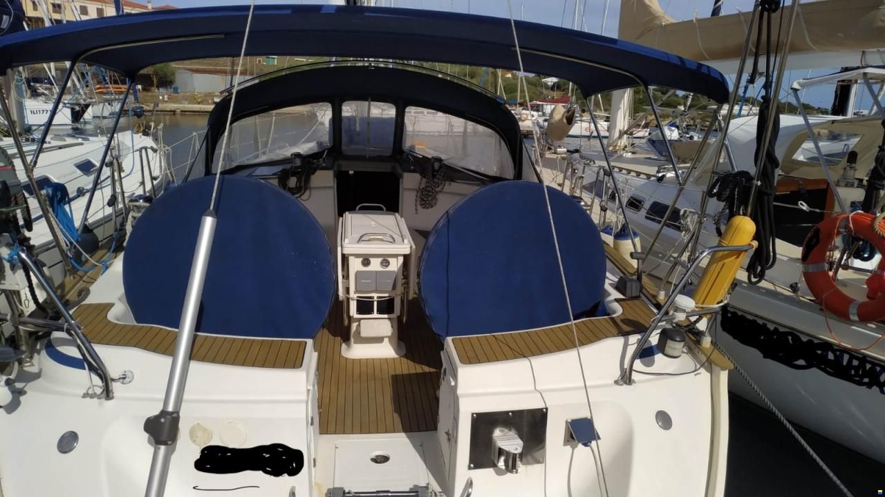 Bavaria 44