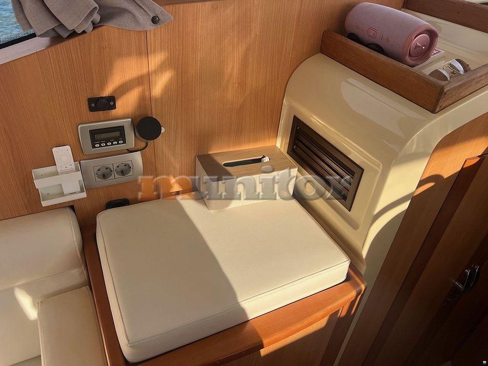 Greenline 33 Hybrid