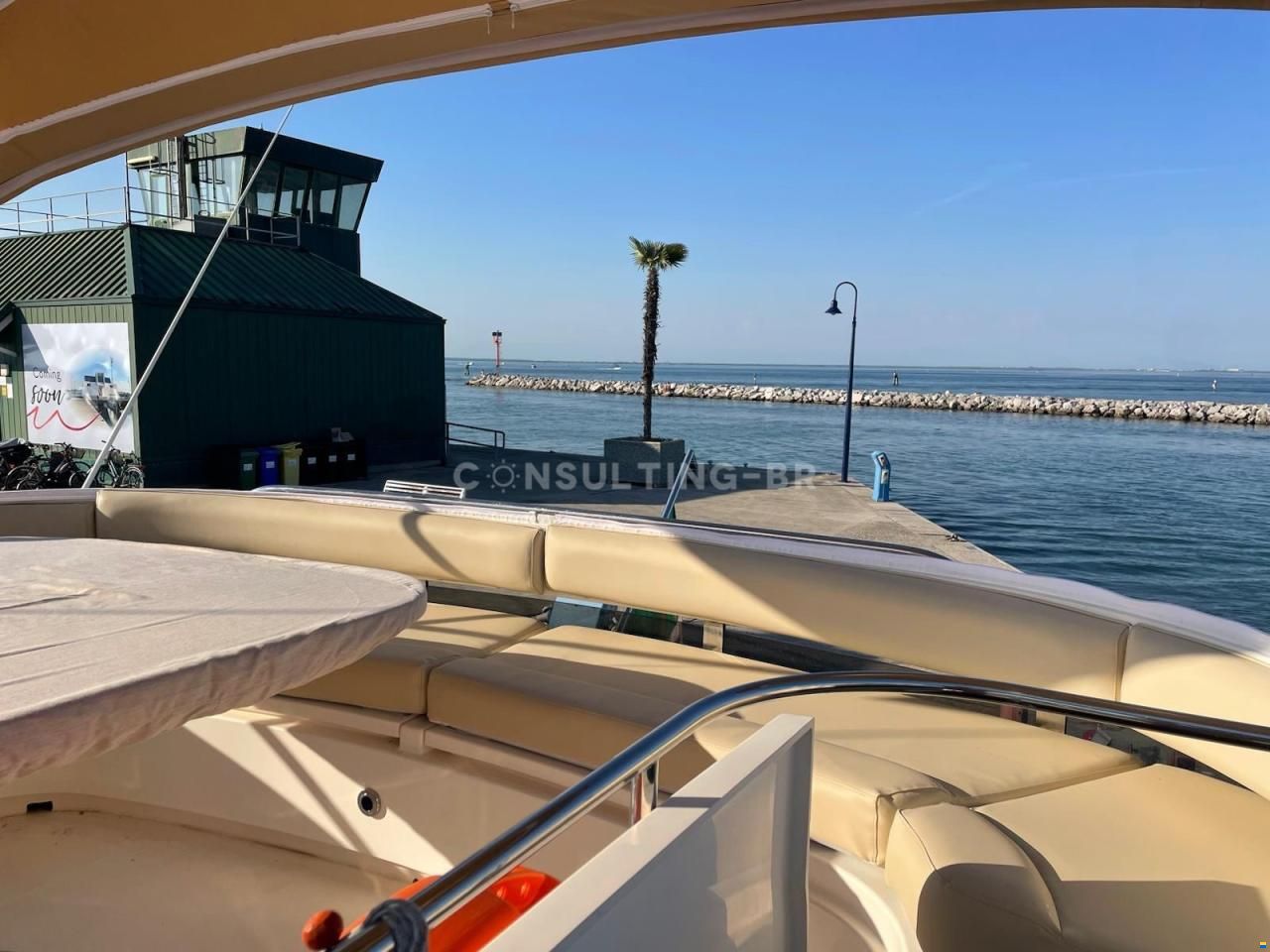 Fairline Squadron 58