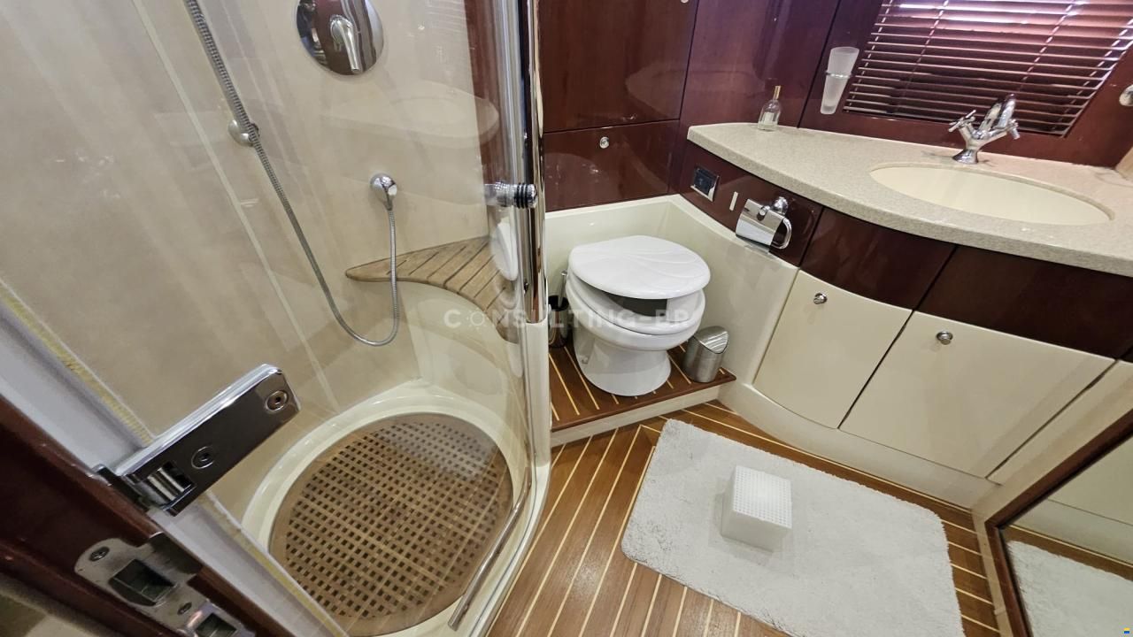 Fairline Squadron 58