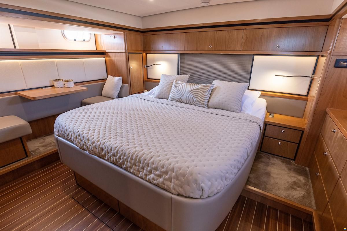 Linssen Grand Sturdy 500 AC Variotop
