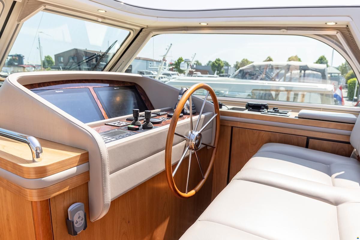 Linssen Grand Sturdy 500 AC Variotop