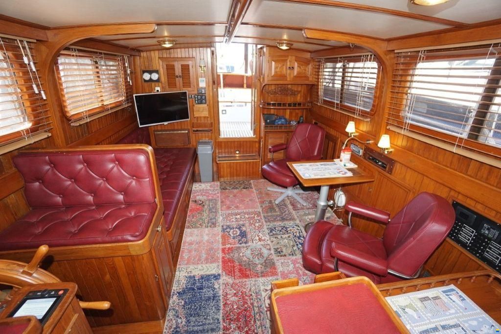 Island Trader 40