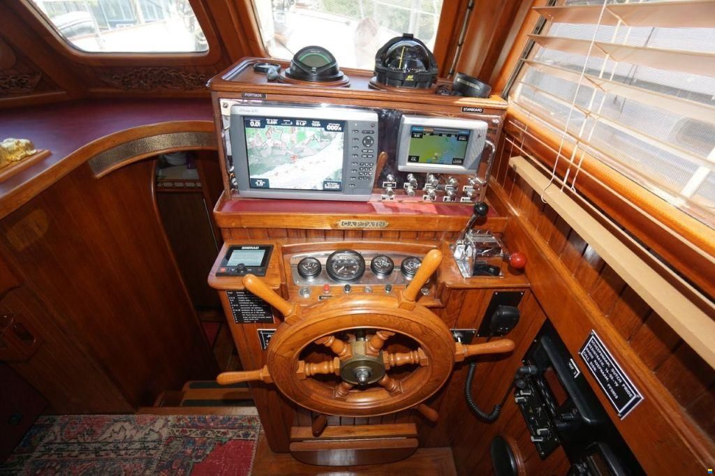 Island Trader 40