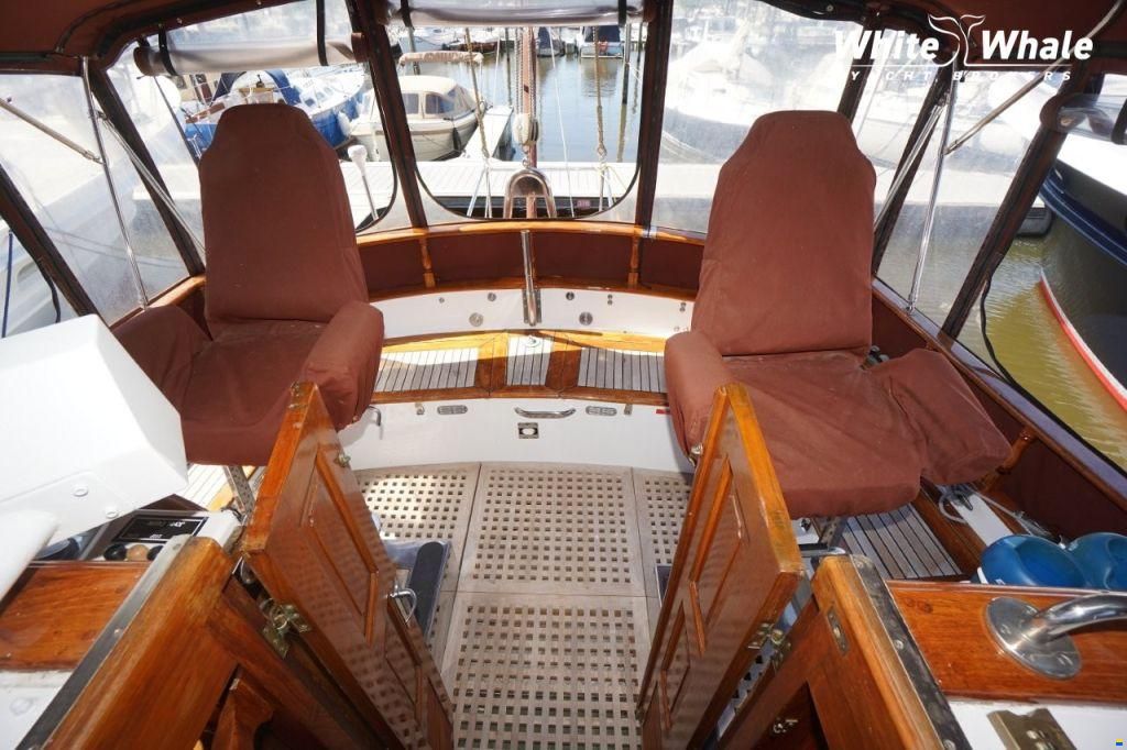 Island Trader 40