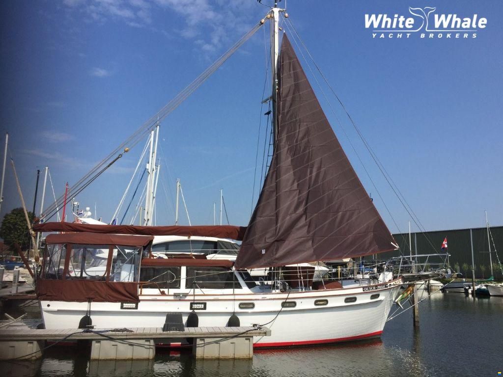 Island Trader 40