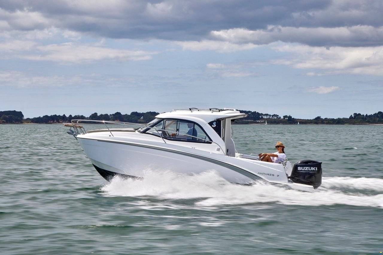 Beneteau ANTARES 7 V2