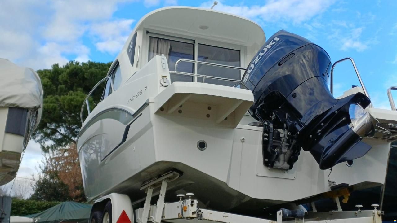 Beneteau ANTARES 7 V2