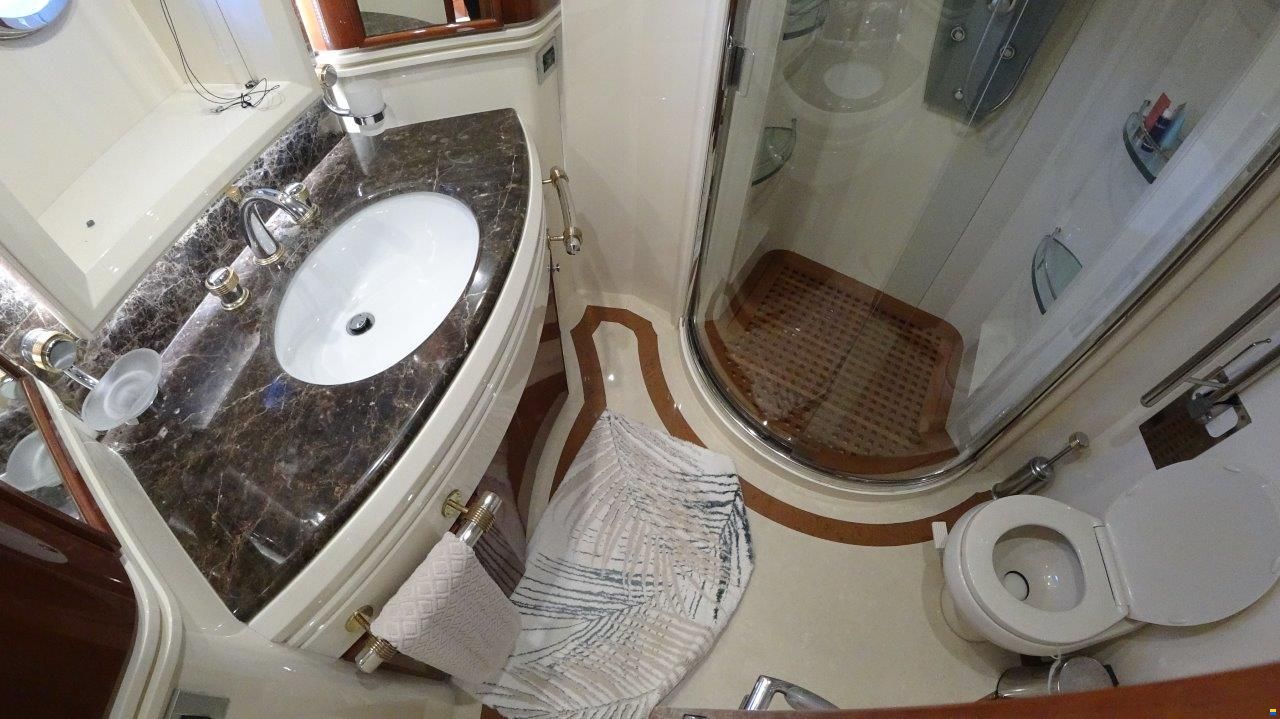 Azimut Leonardo 98
