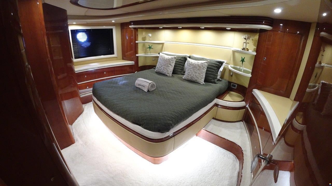Azimut Leonardo 98