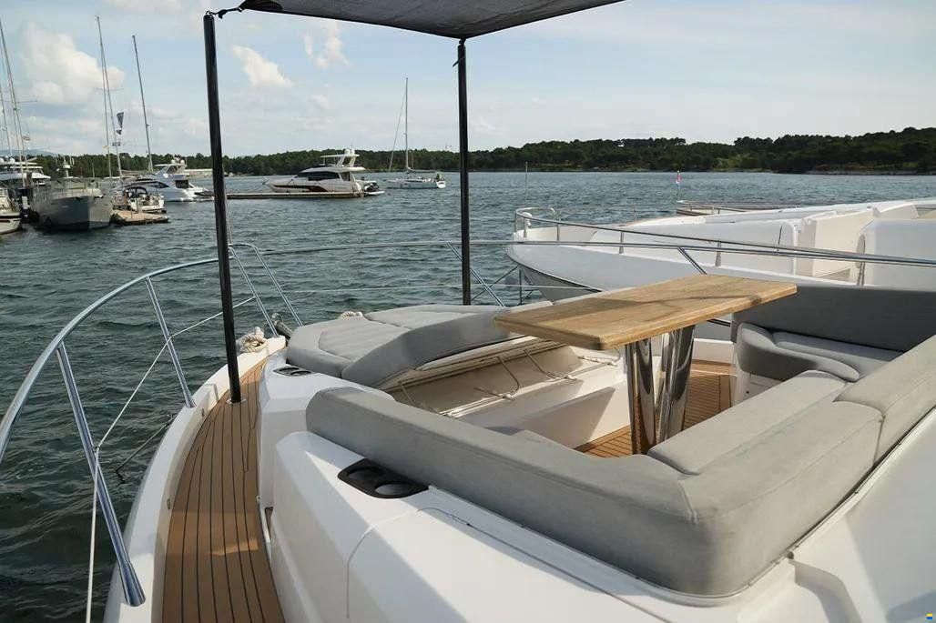 Sunseeker 66 MANHATTAN - 2017
