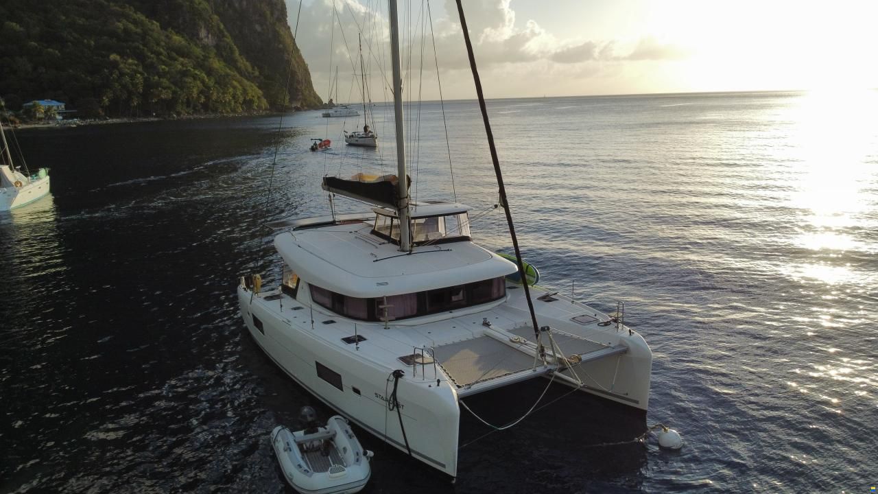 Lagoon 42