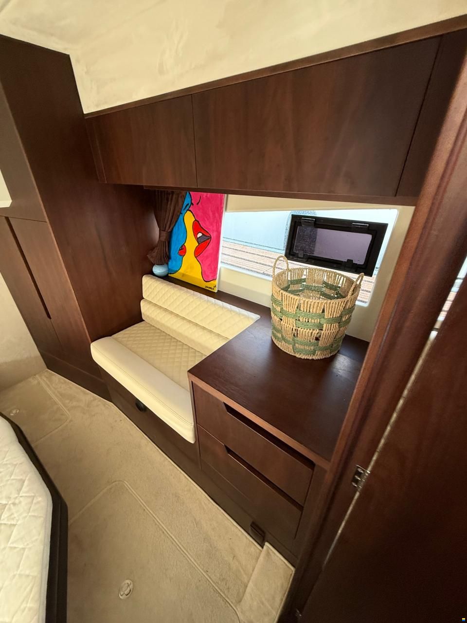 Galeon 335 HTS