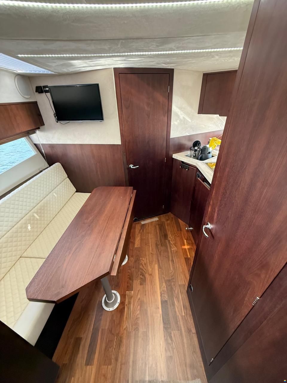 Galeon 335 HTS