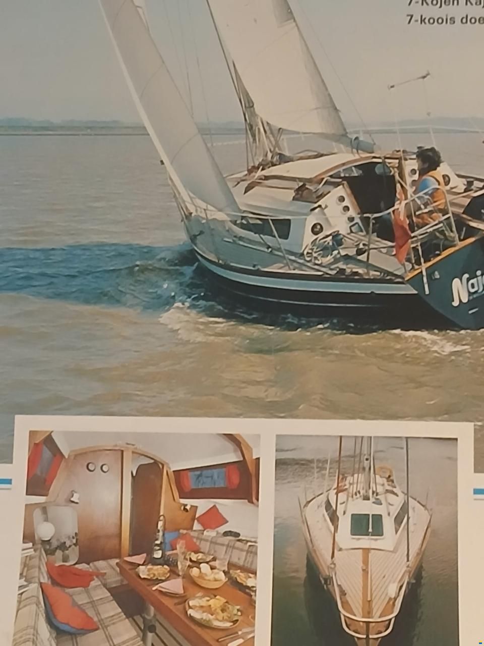 NAJA 30