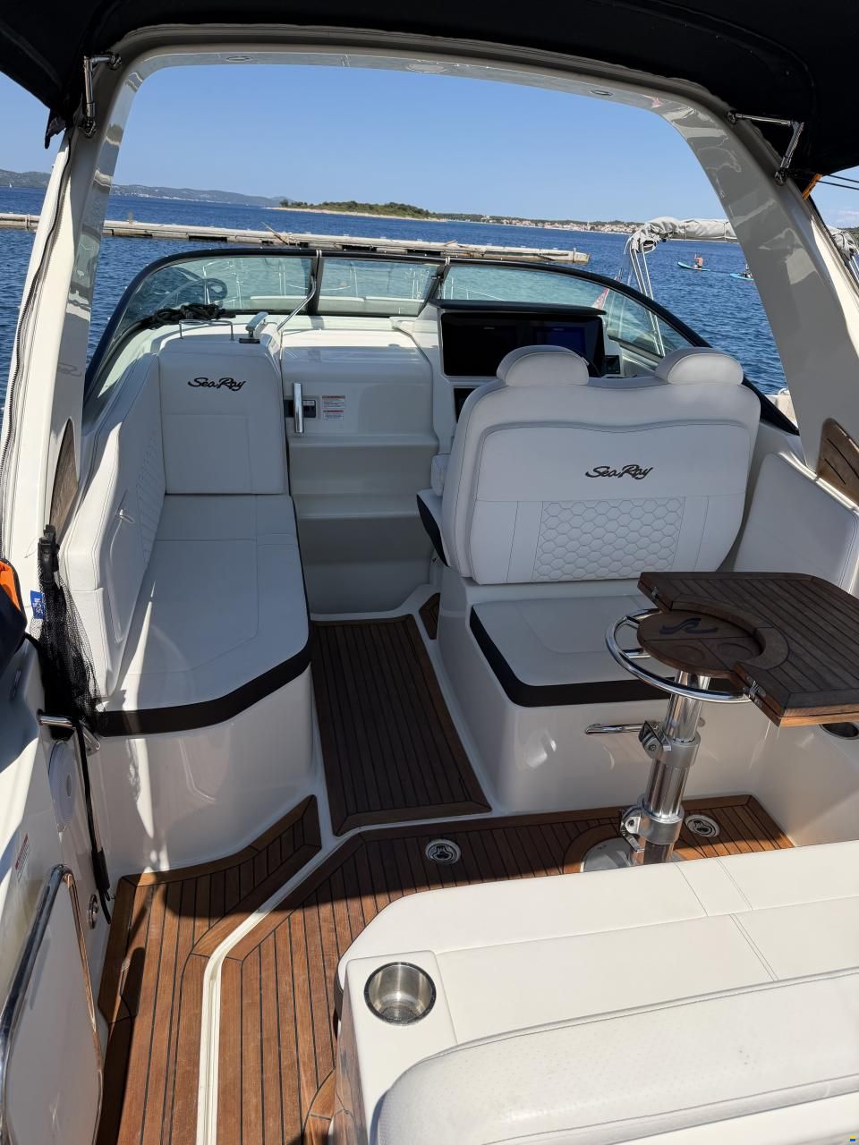 Sea Ray 265 DAE