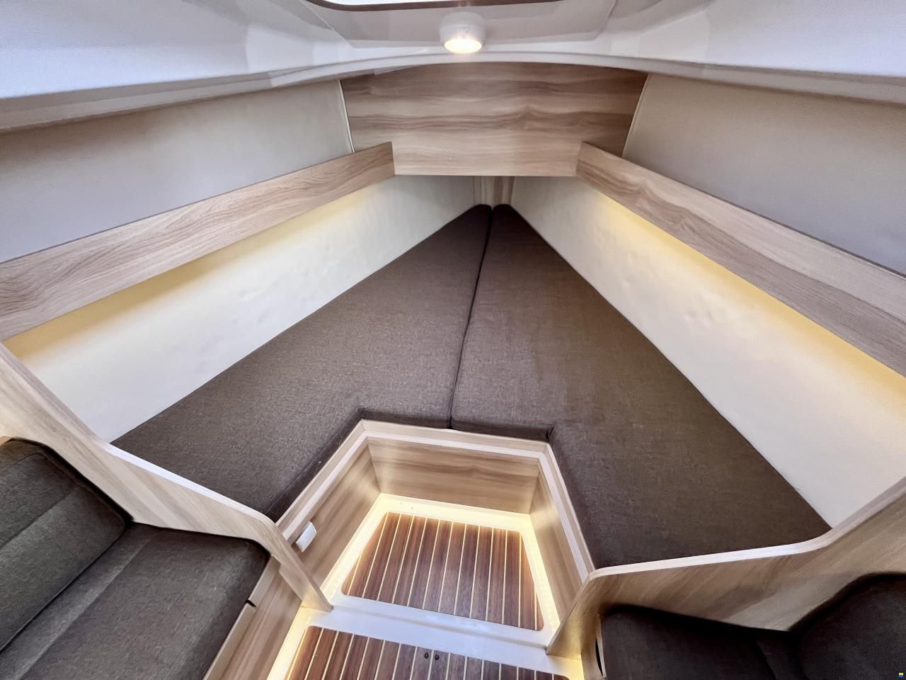 Northman Maxus 26