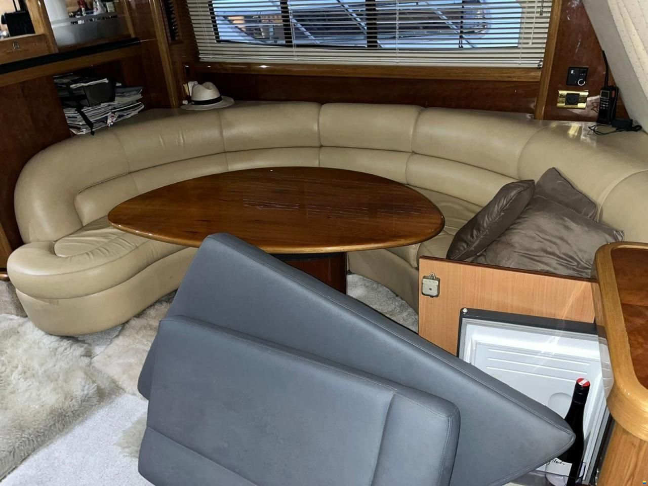 Sealine T 52