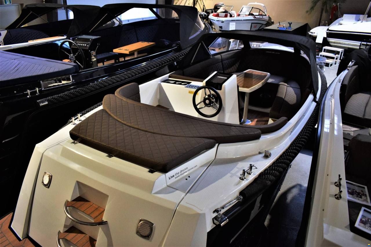 Corsiva 595 Tender - 25 HK Yamaha