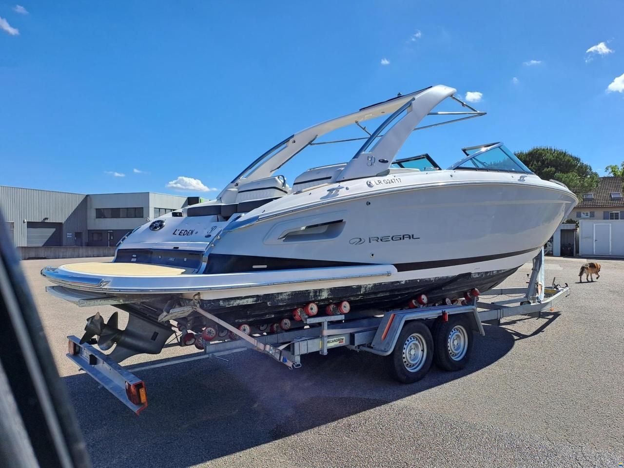 Regal 2800