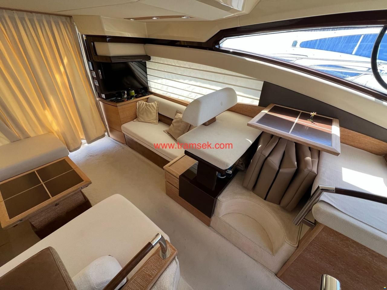 Azimut 47