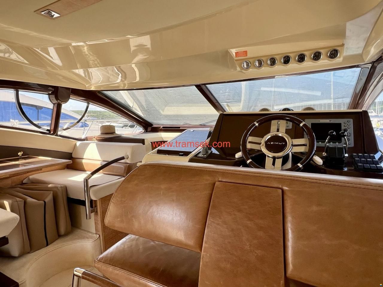 Azimut 47