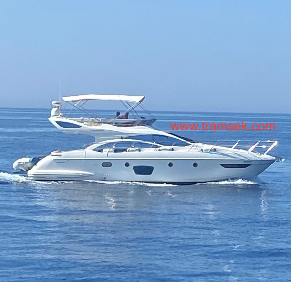 Azimut 47