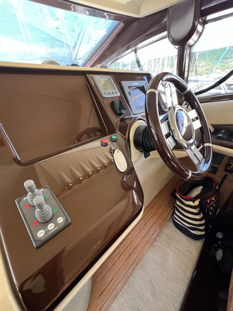 Azimut 47