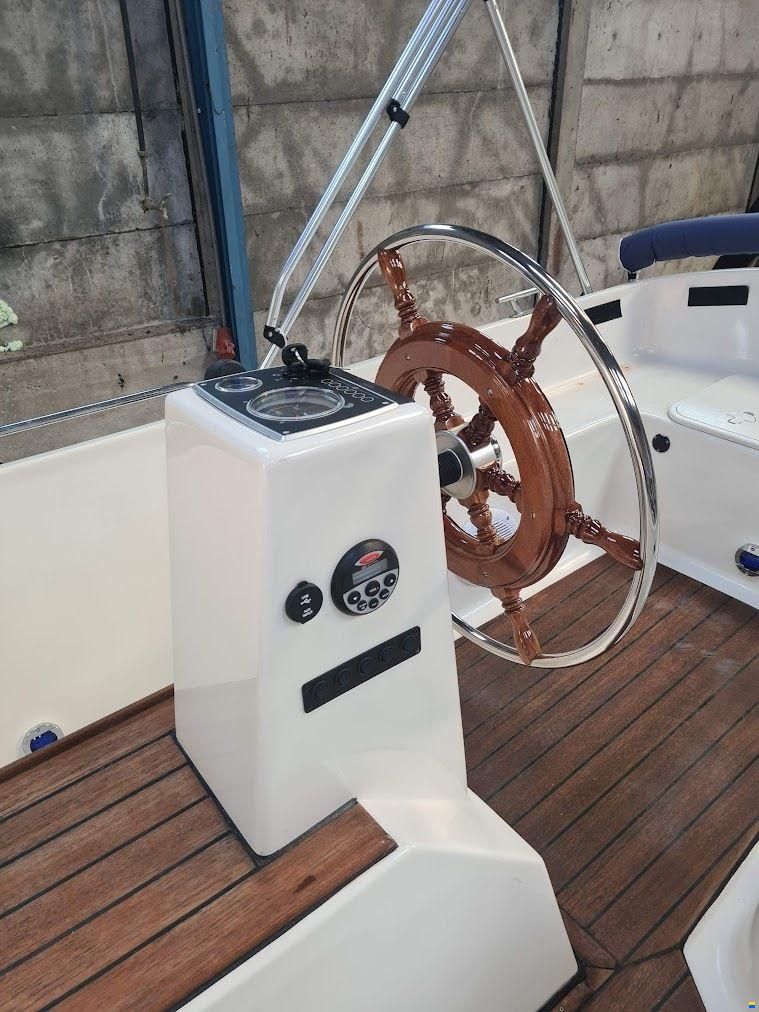 Adel Sloep 530