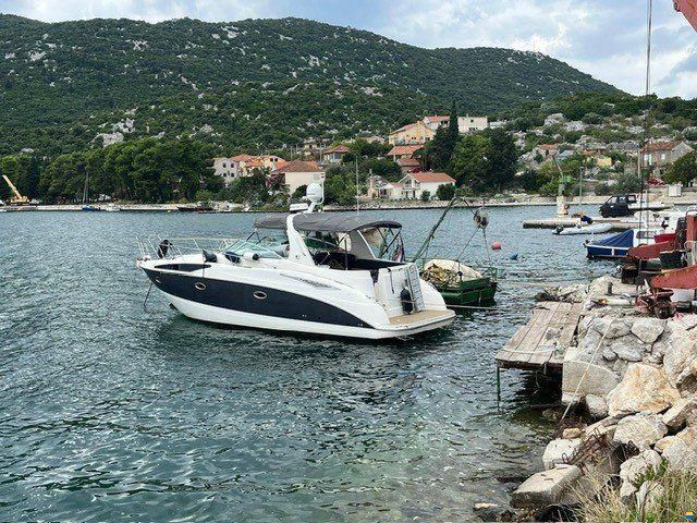 Bayliner 325