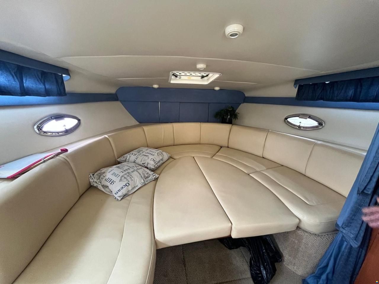 Bayliner 325